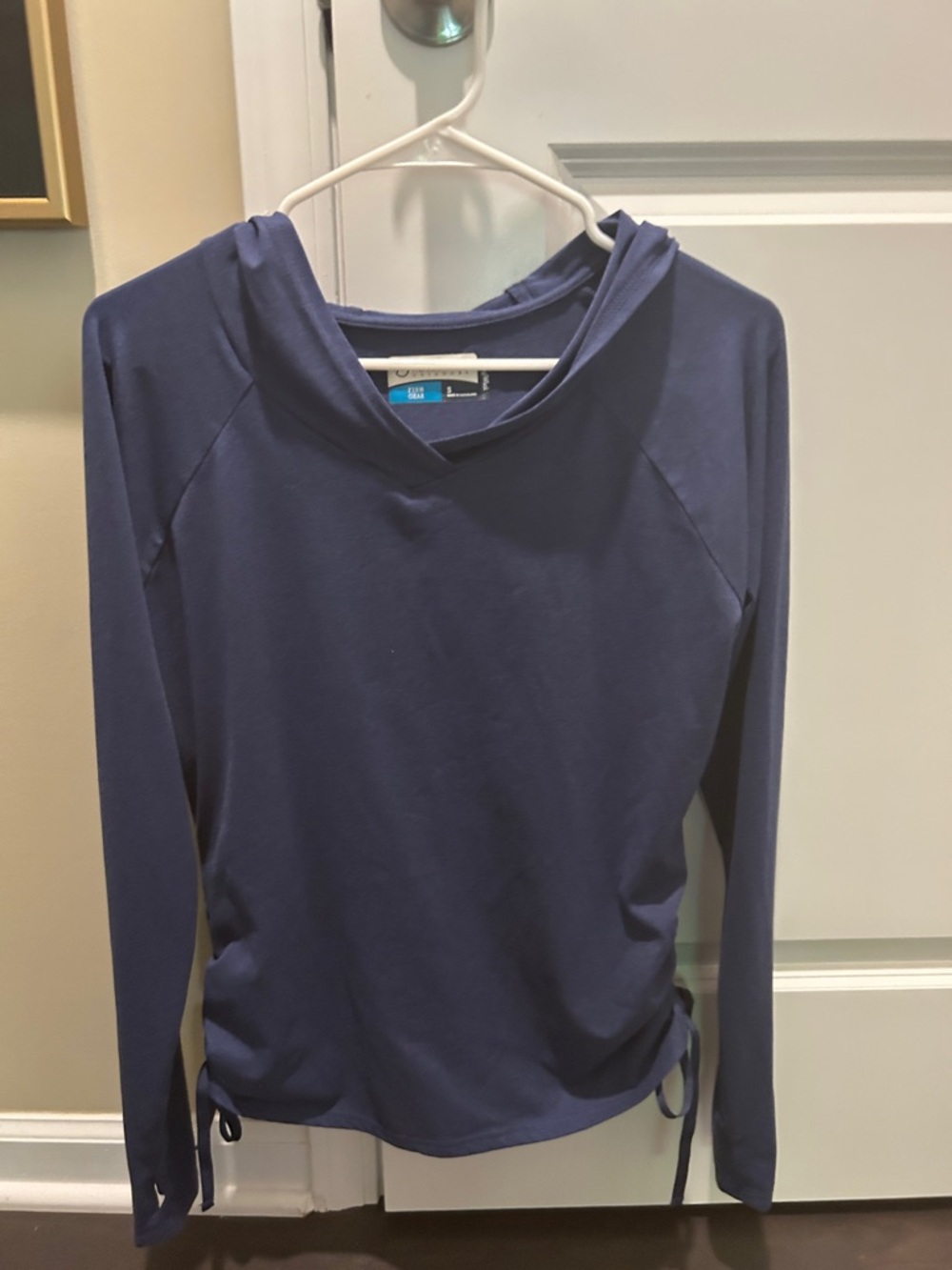 Magellan Outdoors Women's Navy Blue Lightweight Hoodie